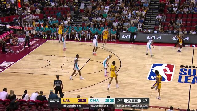 盖了个干干净净 纳吉遮天蔽日封盖卡斯尔顿