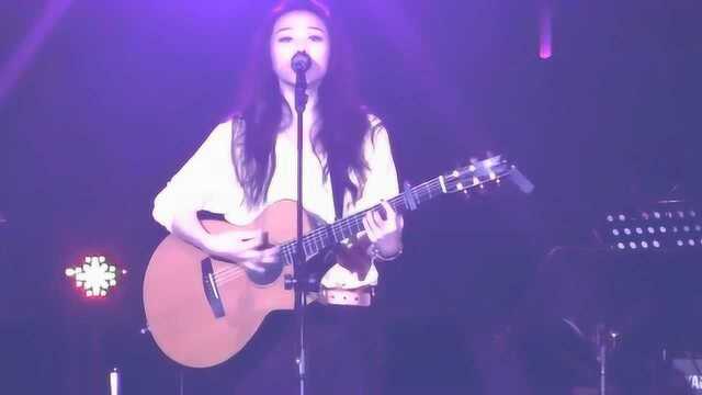 蔡健雅演唱经典歌曲《红色高跟鞋》,听起来好有感觉!莫名的兴奋