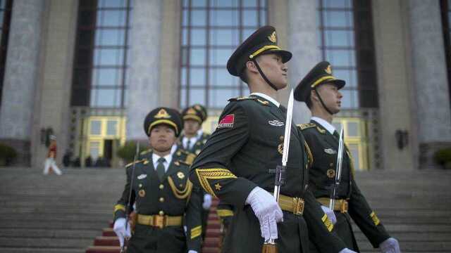 三军仪仗队日常出行,个个都是英姿飒爽的中国男神!