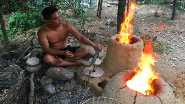 生存哥终于更新了,用泥土自制鼓风炉,这是准备炼铁的节奏啊