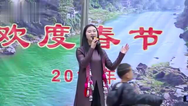 欢度2018 杨胜美