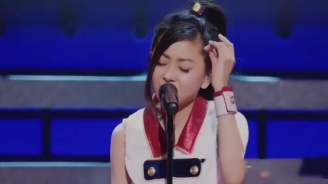 仓木麻衣现场演唱经典歌曲,美女节奏感十足