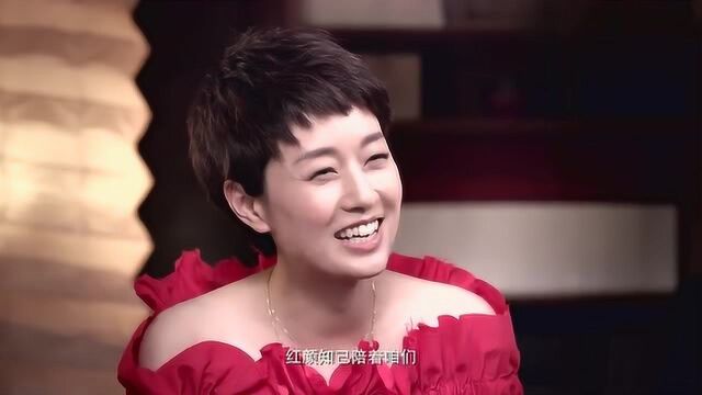 马伊琍不工作时不带助理,出门接女儿买东西没人认出她是谁