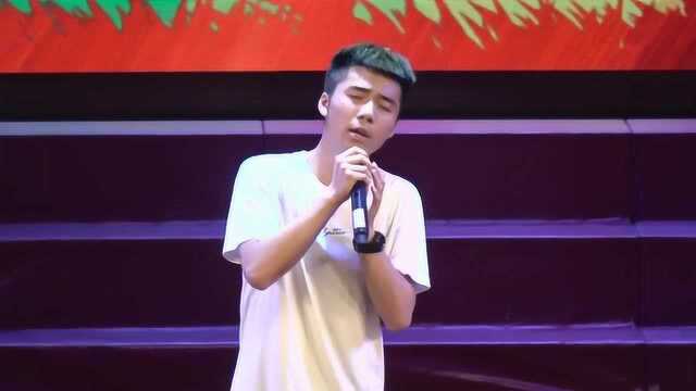 省泰中十佳歌手演唱会11.高一6班陈宇星演唱《梅香如故》