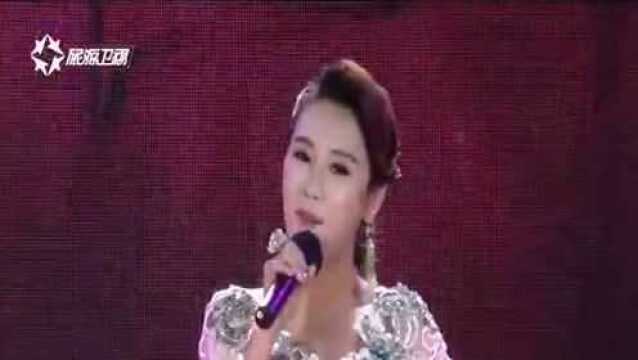 美女一曲《美丽的心情》,音色甜美,令人陶醉