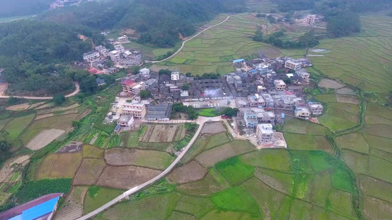 航拍博白新田镇马田村福田垌百年客家围屋