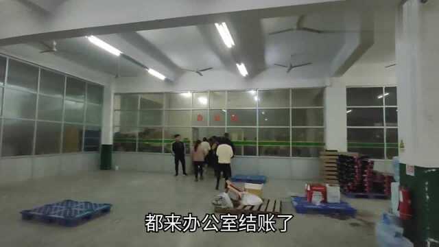 福建泉州,工厂恢复上班,结果干了一天就给结工资,发生了什么?