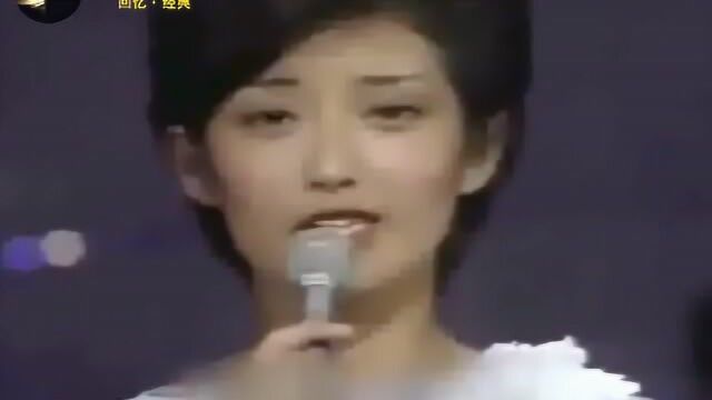 不同时期的山口百惠一曲《青涩的果实》味道不同,唱功太棒了!