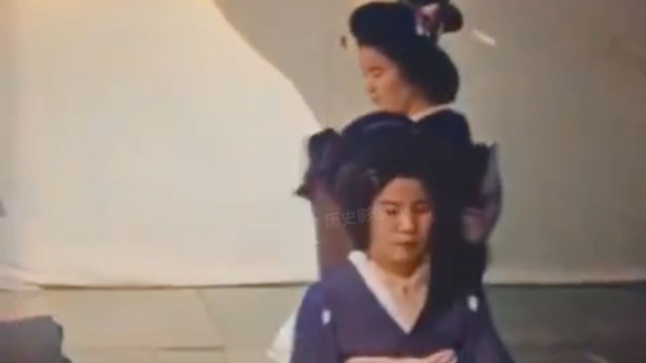 1940年日本慰安妇到前线表演的真实影像