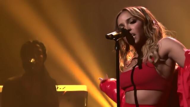 Tinashe爆好听现场演唱《Flame》开口就爱上了!