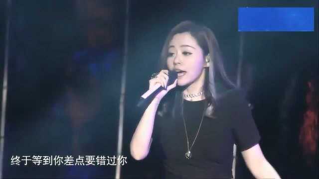 非常适合婚礼上的一首歌,唱哭了无数人,百听不厌