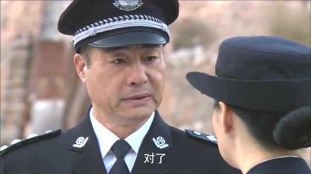 西贡玫瑰出卖了警方,将情报给了蝎子,助他成功逃脱两人追捕