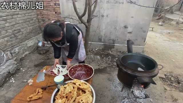 油条谁都吃过,但这种油条你可能见都没见过!这形状确定是油条?