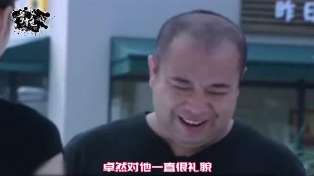 男子看到漂亮女子完全沦陷了,和妻子分居,不惜动用夫妻共同财产