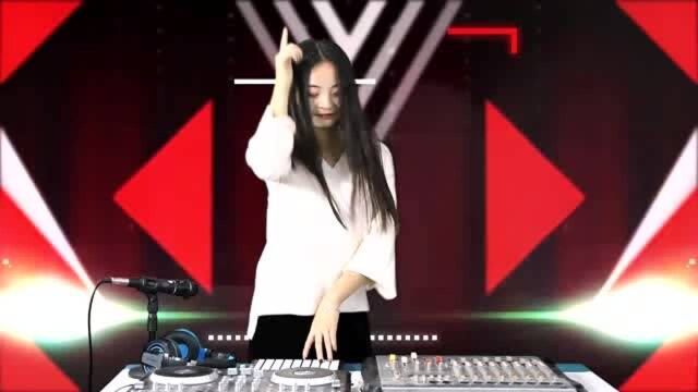 美女打碟歌曲《爱的故事》,粤语经典,好听不腻