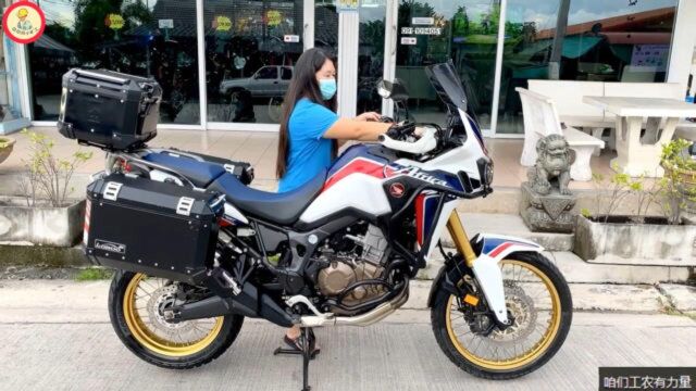 启动一台顶级拉力摩托车:Honda Africa Twin