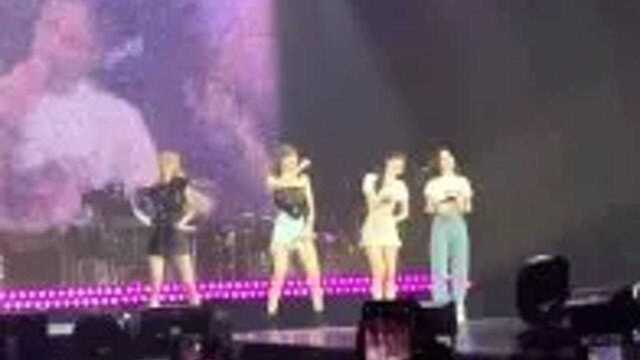 BLACKPINK泰国演唱会《DDUDUDDUDU》安可Live