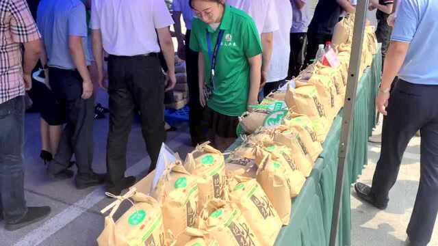 独家:“最幸福的时刻……”全国脱贫攻坚楷模赵亚夫著文谈“参加脱贫攻坚总结表彰大会的认识和体会”