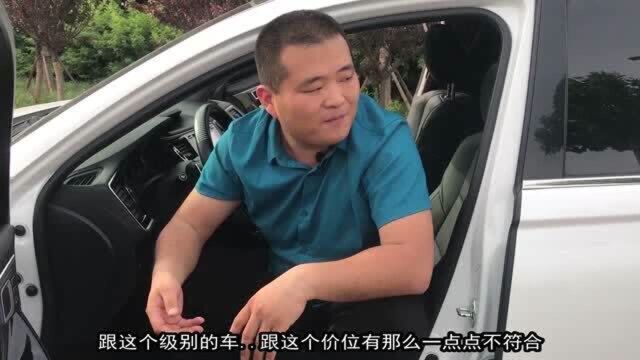 车贩子带你看车,本田思铂睿二手车的性价比非常高,2.4的动力搭配8速双离合变速箱!