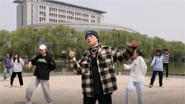 又上头了!河南这所高校学子RAP版《唱支山歌给党听》一定要听听看