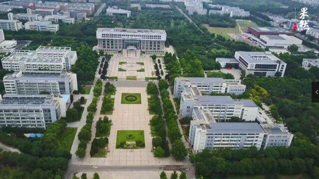 果然视频|航拍长清湖畔的齐鲁工业大学校园