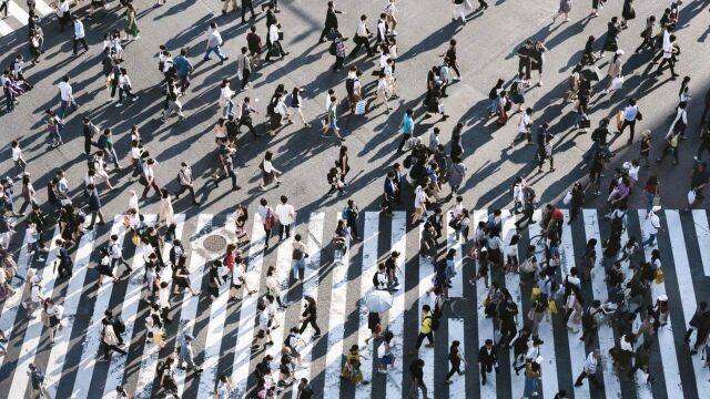 未来中国人口数量变动很大?联合国发出预测,外媒:不可置信