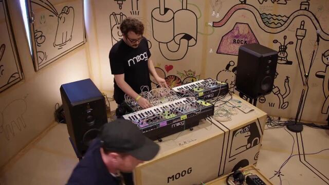 【野雅绫】Moog Music LIVE @ Superbooth 2022 Max Ravitz (Friday, May 13th)