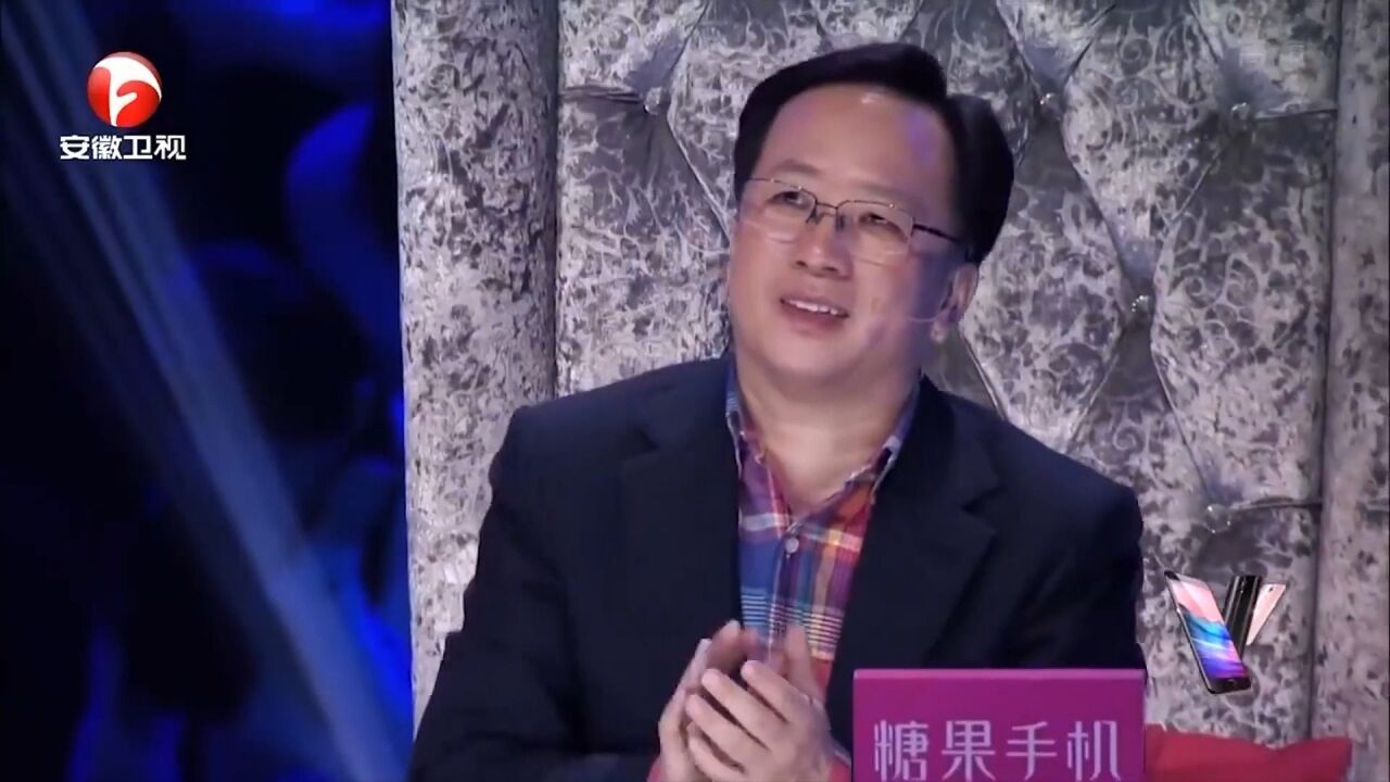 王黎光鼓励选手,对音乐的二次创作,才是民歌的精华|耳畔