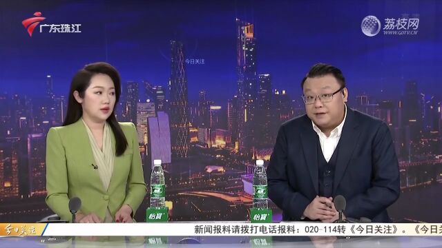 清远:工厂突发大火 消防人员奋战8小时扑灭