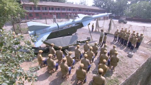 【绝密五四三2】神秘部队543秘密组建，新中国首支地空导弹部队正式诞生