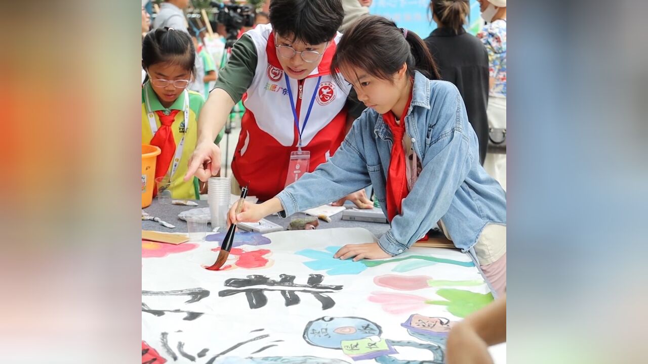 大篷车进学校,广州番禺举办“扫黄打非ⷦŠ䨋—”专项系列活动