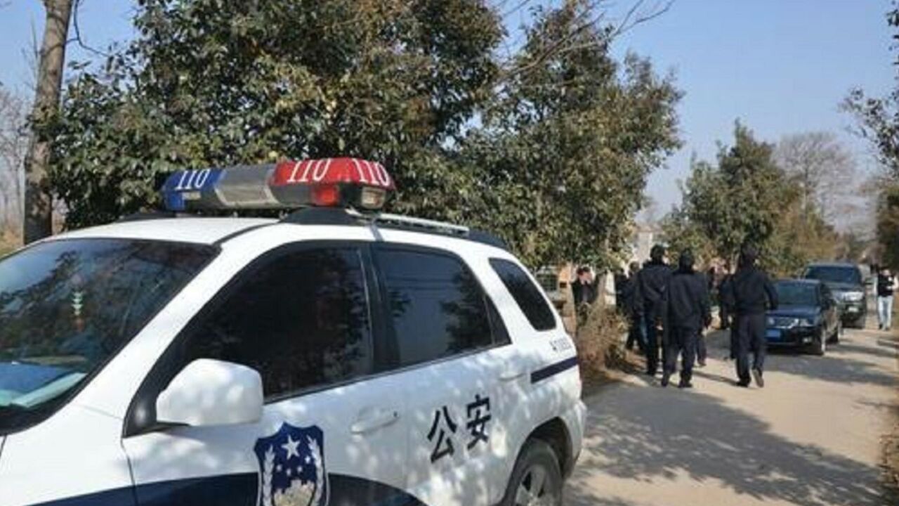 安徽安庆一女子及两女儿在河中身亡,官方:属实,母女手绑在一起