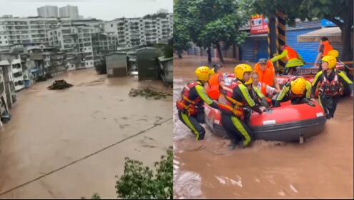 重庆万州遇暴雨致15死4失联，武警紧急驰援，巡逻员“喊楼”撤离