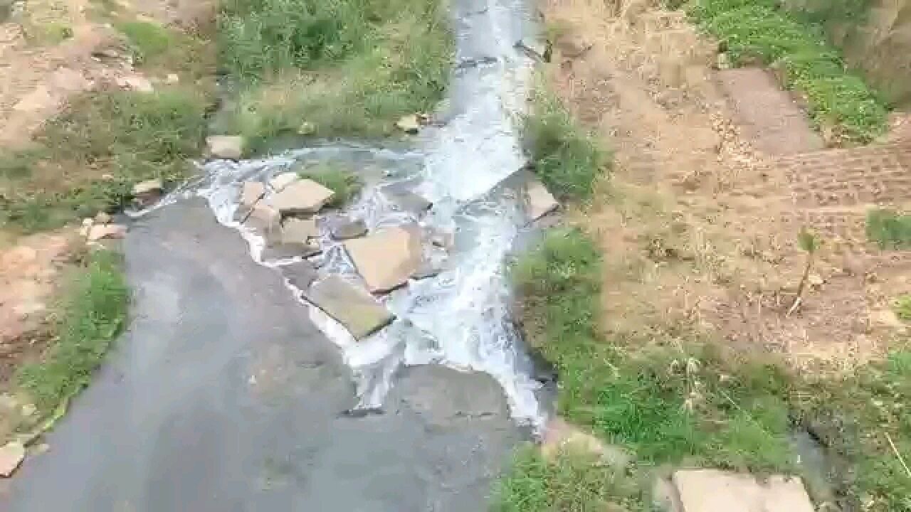 云南曲靖市富源县故土家园大地苍茫流水潺潺 人在天涯何处为家辗转漂泊顺其自然随遇而安