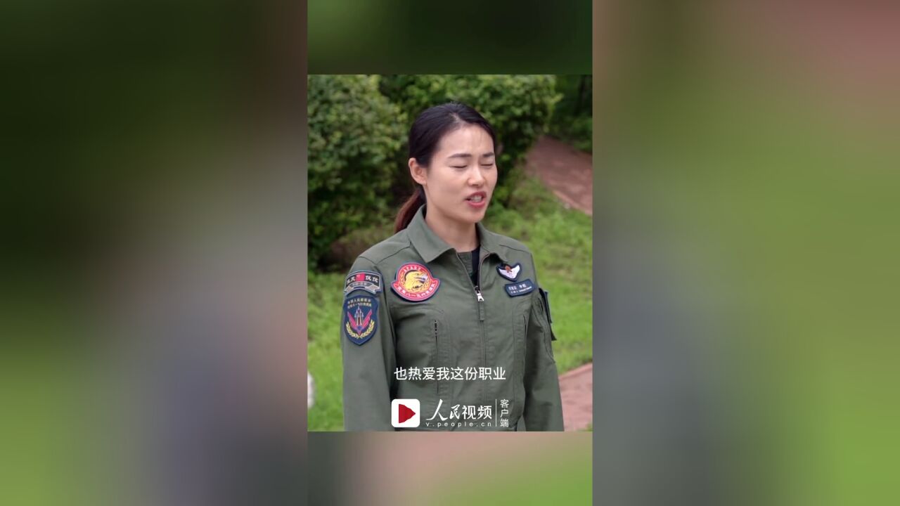 首批歼击机女飞行员何晓莉:我心中始终有一个航天梦