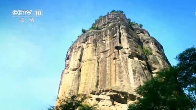 朱熹对武夷山钟情,武夷山也以自然的纯真给他以启迪