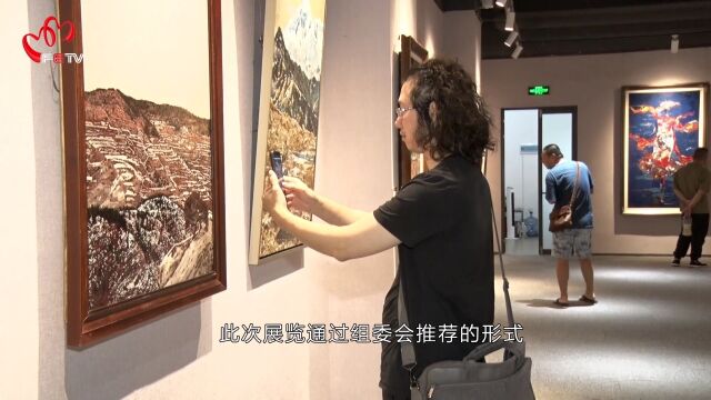 莲福当代漆画提名展开幕仪式在厦门莲福美术馆举行(1)