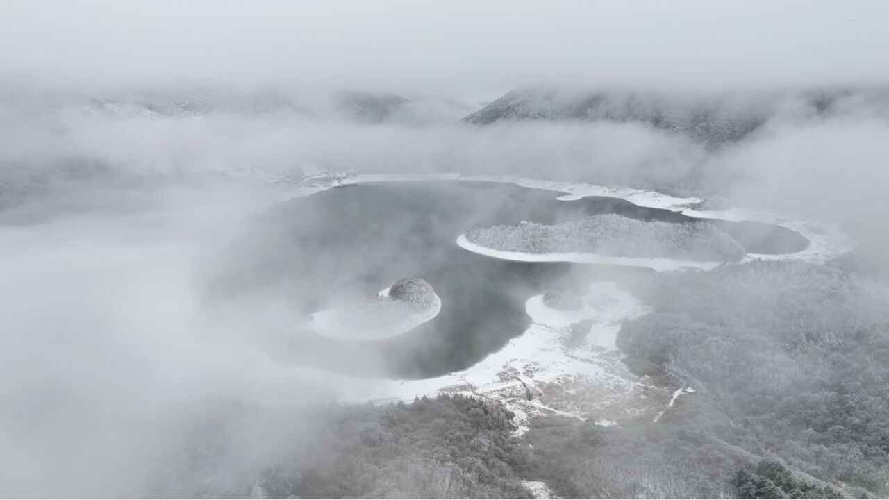 浙江杭州|雨雪冰冻天气来袭 电力部门全力保障电网安全