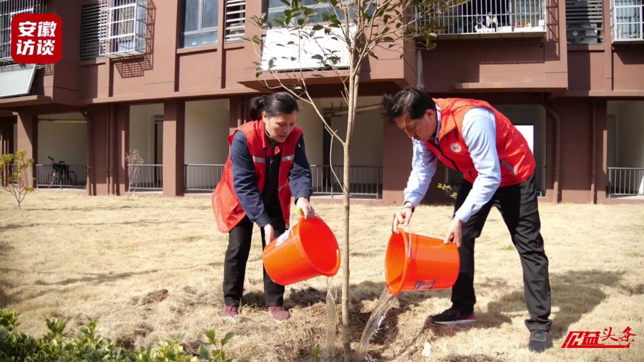 安徽肥东县劳模工匠协会开展植树节义务植树活动