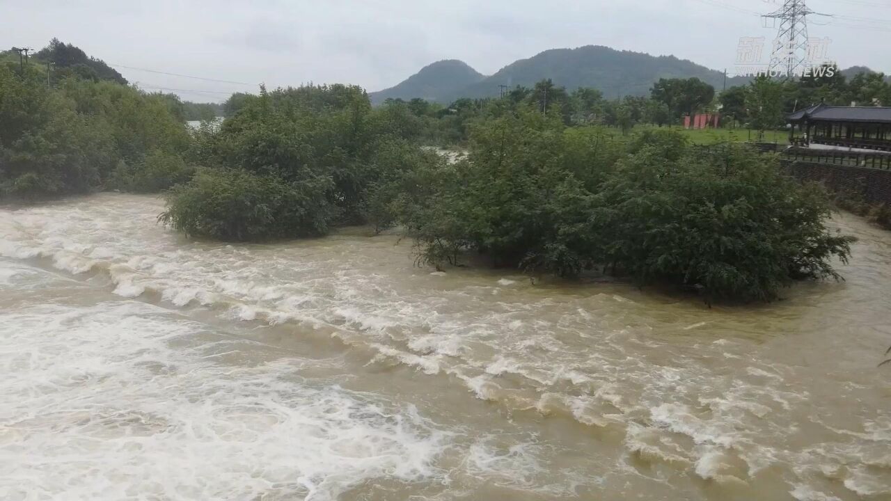 浙江衢州:降雨持续 各地全力防汛救灾