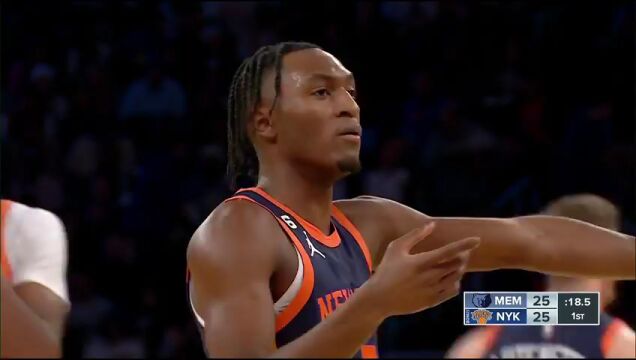 NBA常规赛：灰熊vs尼克斯第1节英文原声回放
