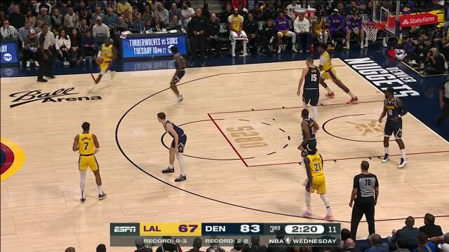 NBA常规赛：湖人vs掘金第3节中文解说回放