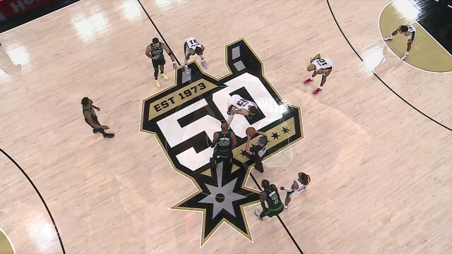 凯尔特人vs马刺精华纯享 马刺八人上双不敌双探花63分