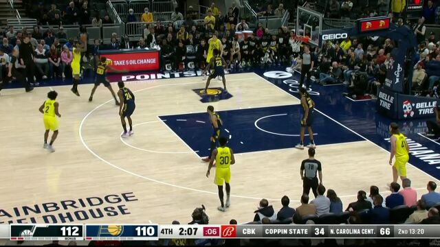 正式进入神仙打架环节！克拉克森哈利伯顿对飙三分