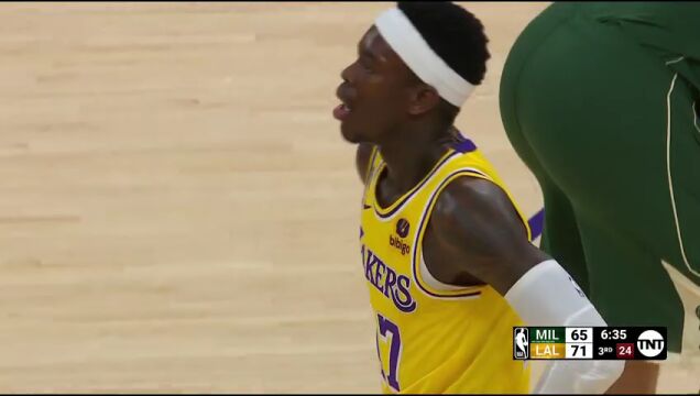 NBA常规赛：雄鹿vs湖人第3节英文原声回放