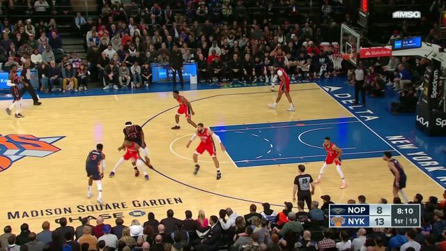 碾压内线！巴雷特硬刚防守打进2+1