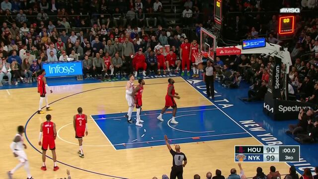 大心脏球员！兰德尔压哨三分手起刀落灯亮球进