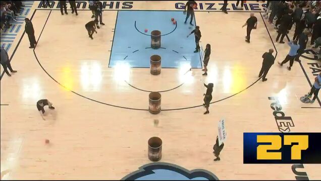 NBA常规赛：马刺vs灰熊第1节英文原声回放