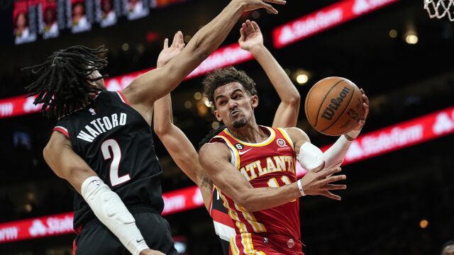 特雷杨vs开拓者集锦 全场23+7+11花式传导助队取胜