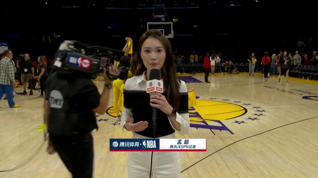 赛后采访里夫斯：湖人球迷就像第6人 给与我们精神力量